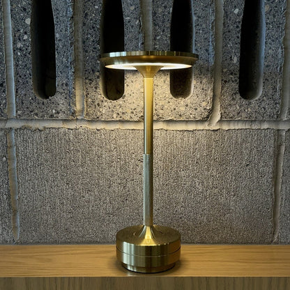 Rynx | Ambient Metallic Wireless Table Lamp