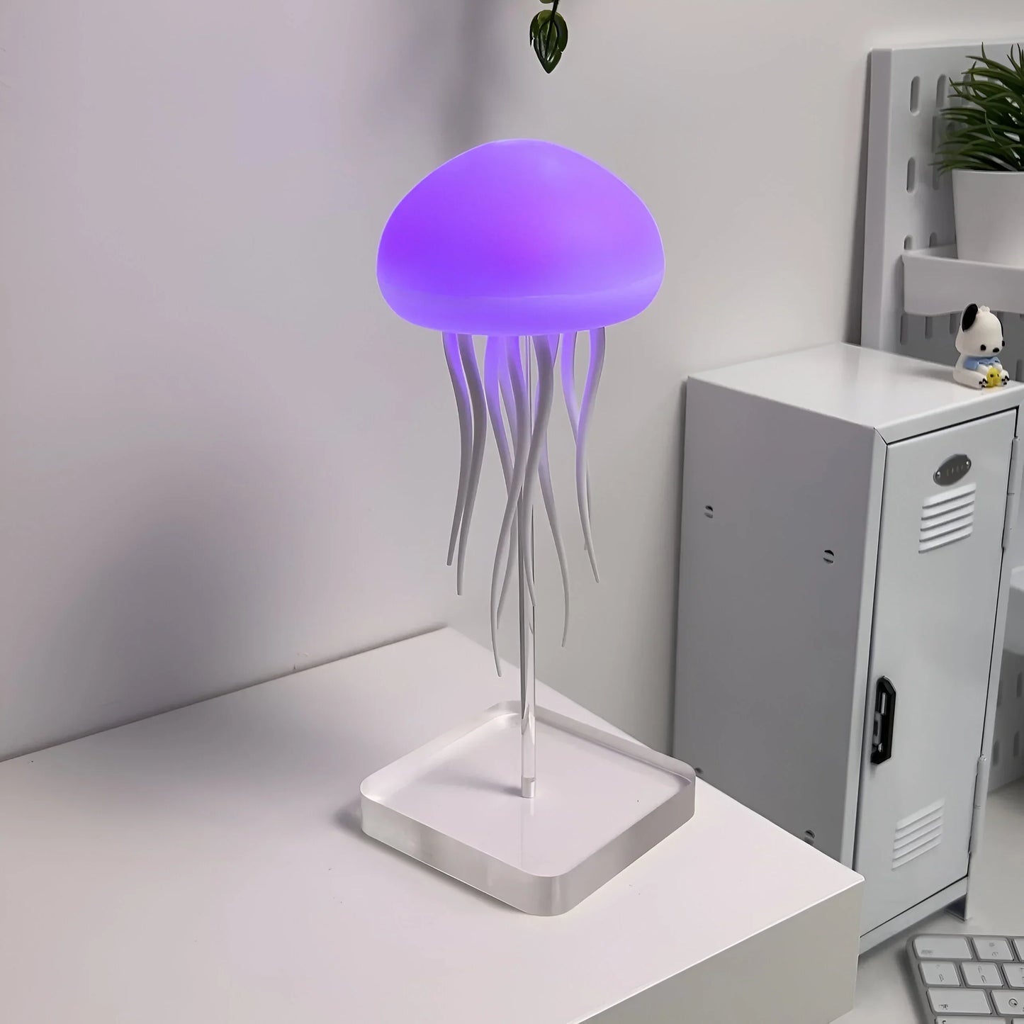 Rynx | JellyWave LED Jellyfish Lamp | Dancing Jellyfish Mood Light | Decorative LED Lamp | Underwater Atmosphere