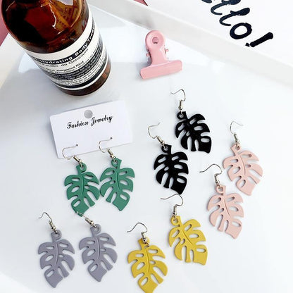 Rynx | NatureChic Monstera Earrings | Dangle Style | Timeless Jewelry
