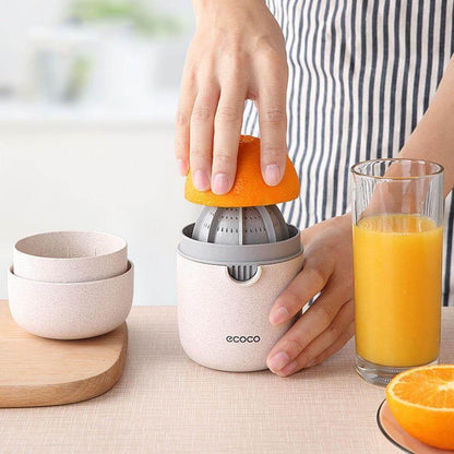 Rynx | Portable Simple Pastel Mini Juicer