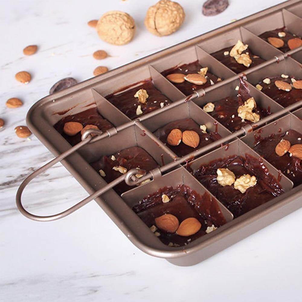 Rynx | 18 Cavity Non-Stick Professional Cake Mold