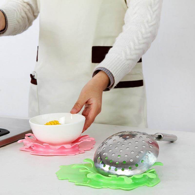 Rynx | Splashing Tomato Sauce Spoon Holder