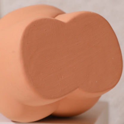 Rynx | ArtiVase Nordic Ceramic Art Body Vase | Minimalistic Decor | Table Decoration | Sculptural Design