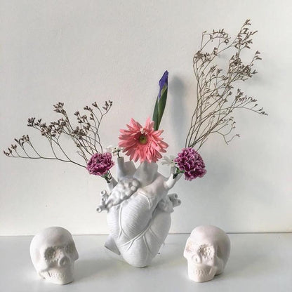 Rynx | HeartSoul Heart-shaped ceramic vase | Anatomical design | Decorative vase for home | Stylish flower vase
