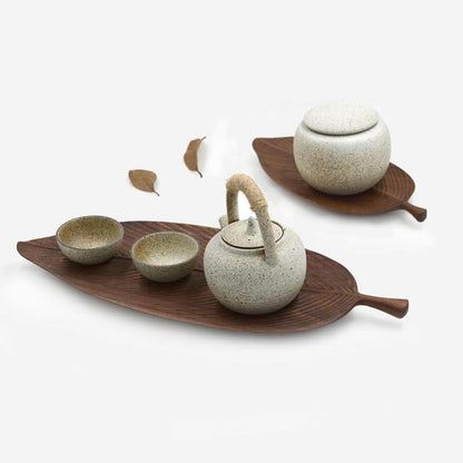 Rynx | Walnut Snack Tray Leaf Plates