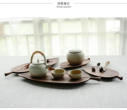 Rynx | Walnut Snack Tray Leaf Plates
