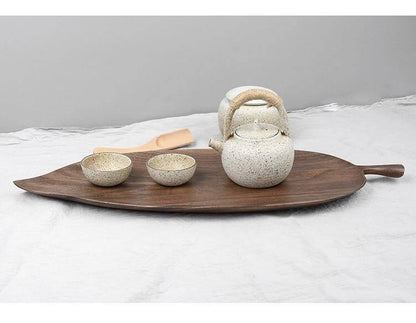 Rynx | Walnut Snack Tray Leaf Plates