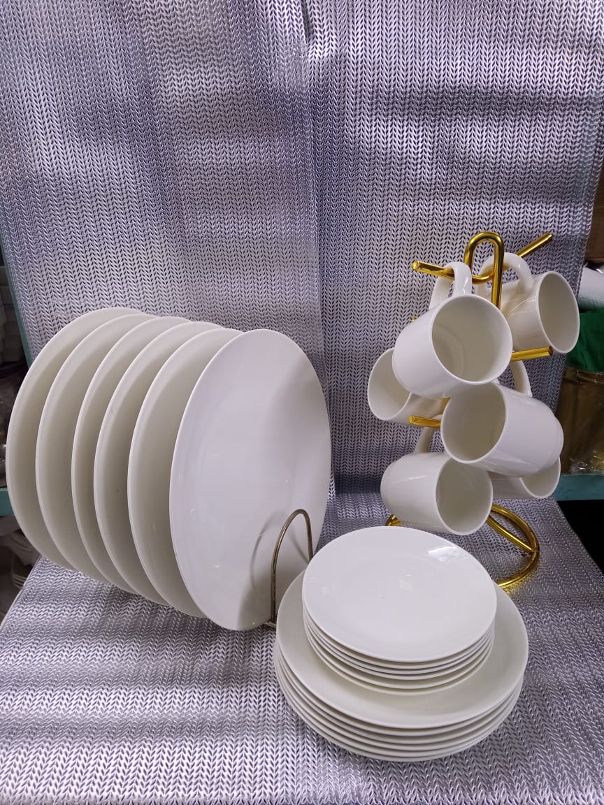 Rynx | 24-piece Round Simple Dinnerware Set