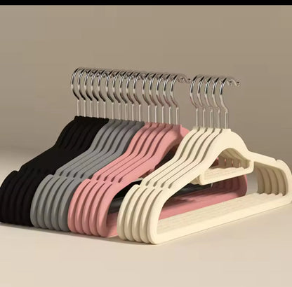 Rynx | Velvet hooks