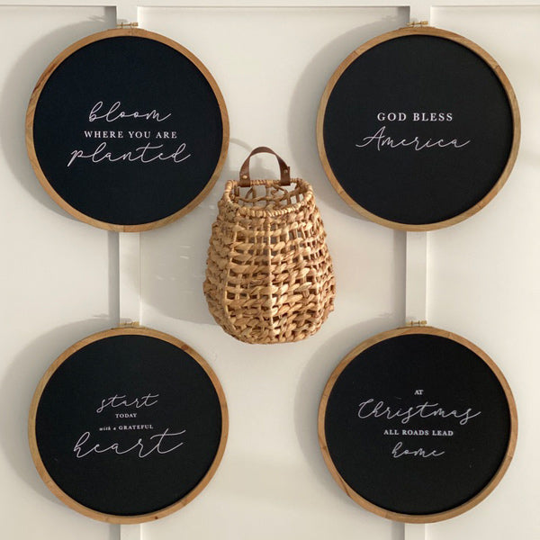 Rynx | Seasonal round embroidery inspired signs, set of 4