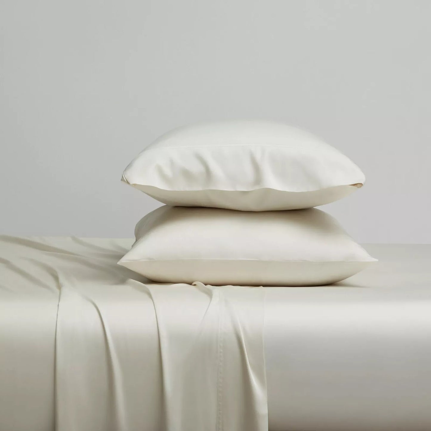 Rynx | 4-piece set: Kathy Ireland 300 thread count 100% bamboo sheet set