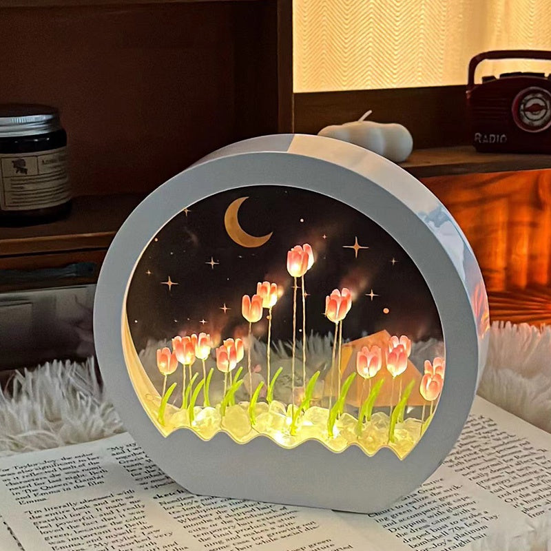 Rynx | DIY Twilight Tulips Mirror