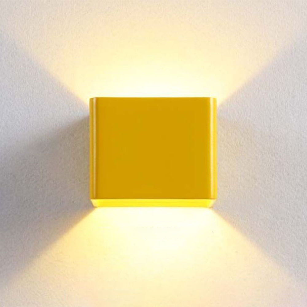 Rynx | LumiBox - Modern Square Wall Lamp