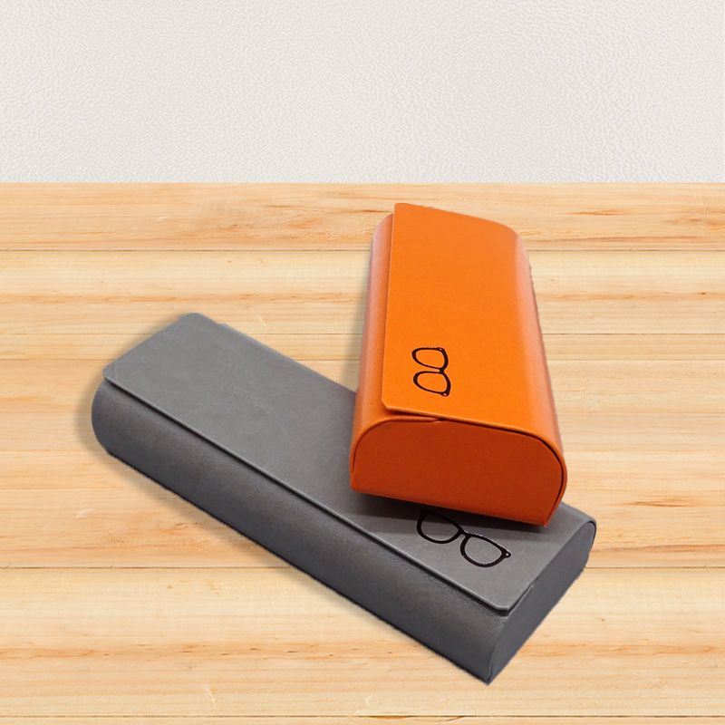 RYNX | Minimalistic Glasses Case Made Of Hard Leather