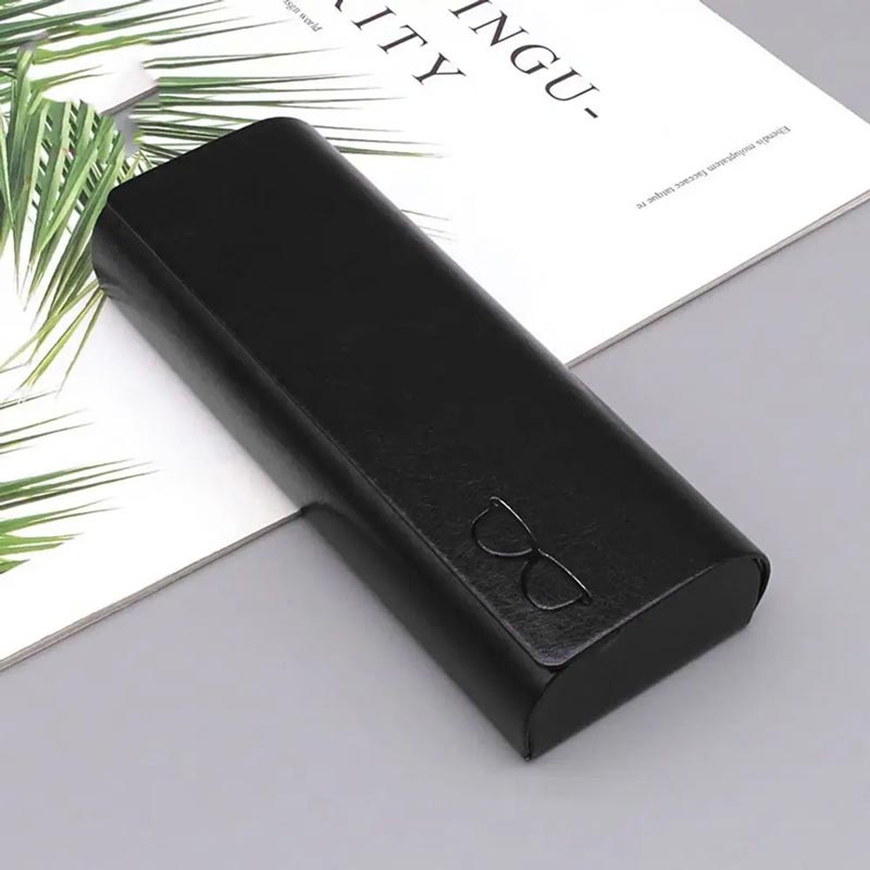 RYNX | Minimalistic Glasses Case Made Of Hard Leather