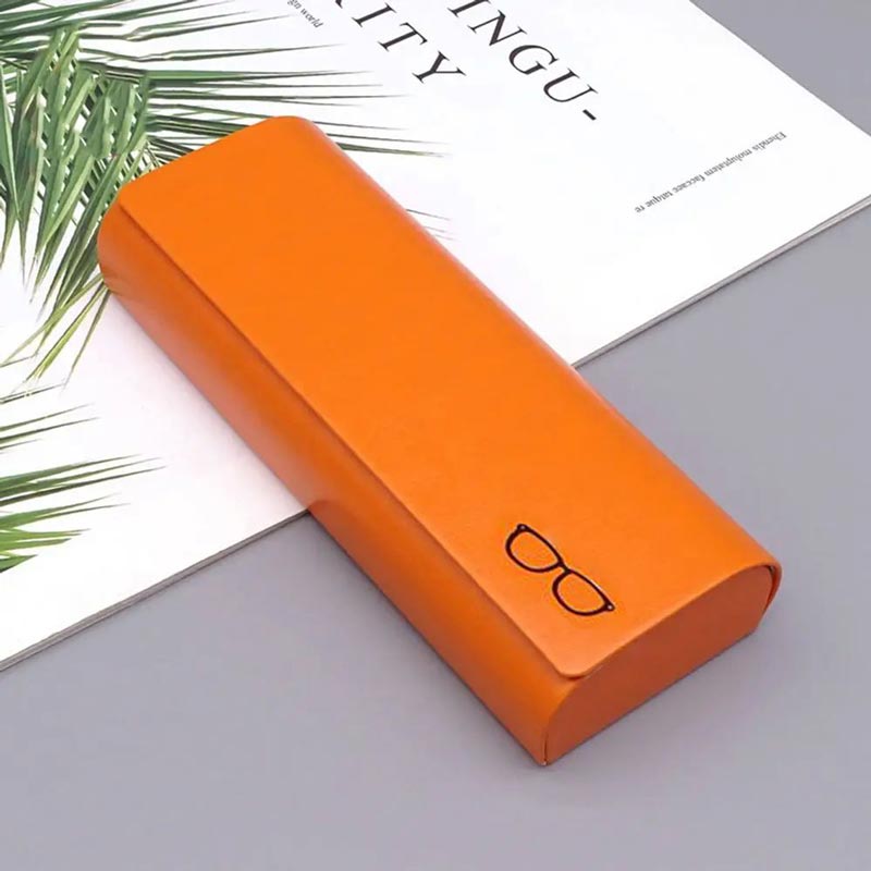 RYNX | Minimalistic Glasses Case Made Of Hard Leather