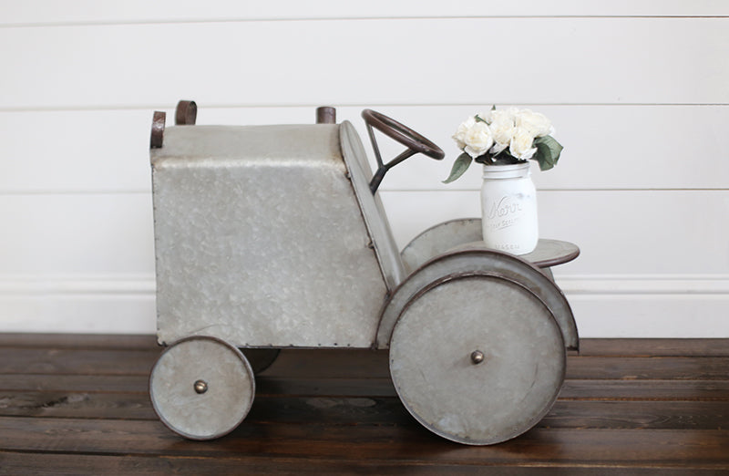 Rynx | *HUUUGE* Galvanized Metal Tractor Decor