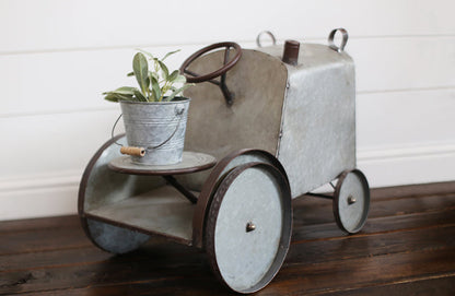 Rynx | *HUUUGE* Galvanized Metal Tractor Decor