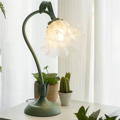 Rynx | FloraFlex Adjustable Vintage Flower Table Lamp | Elegant Design | Dimmable Light for Home