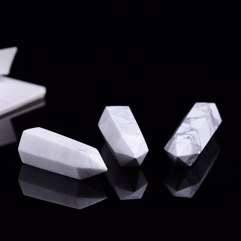 Rynx | Howlite Crystal Points Tower