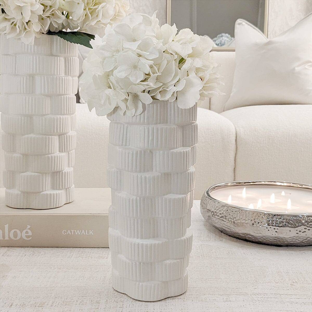 Rynx | Willow Medium White Ribbed Ceramic Vase