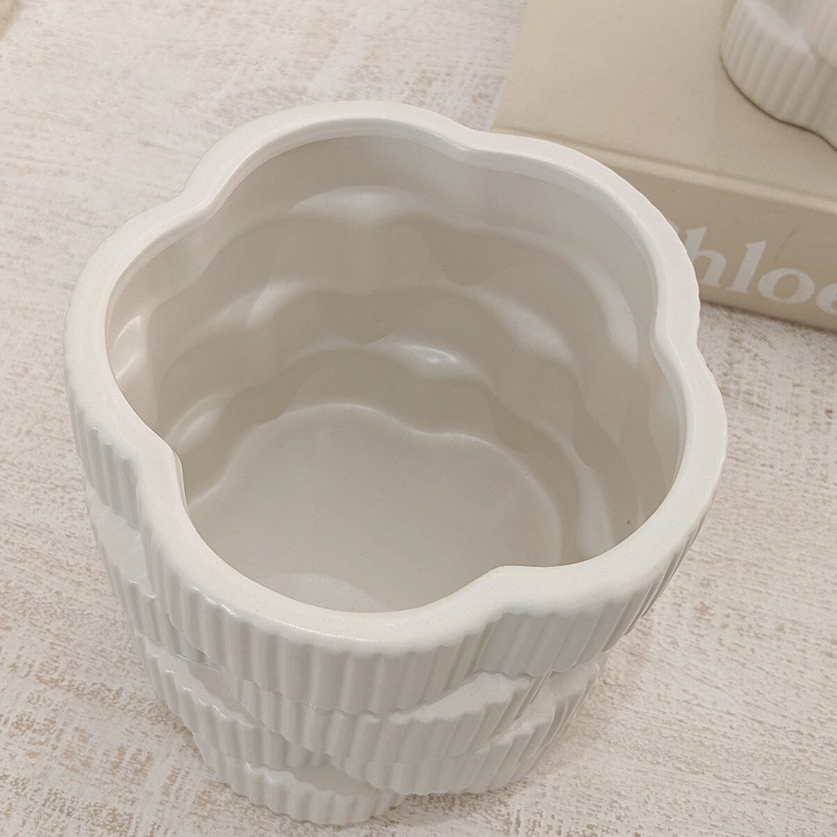 Rynx | Willow Medium White Ribbed Ceramic Vase