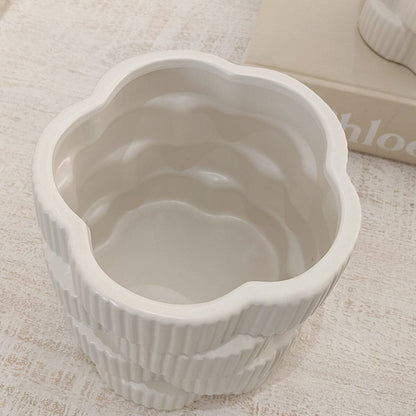 Rynx | Willow Medium White Ribbed Ceramic Vase