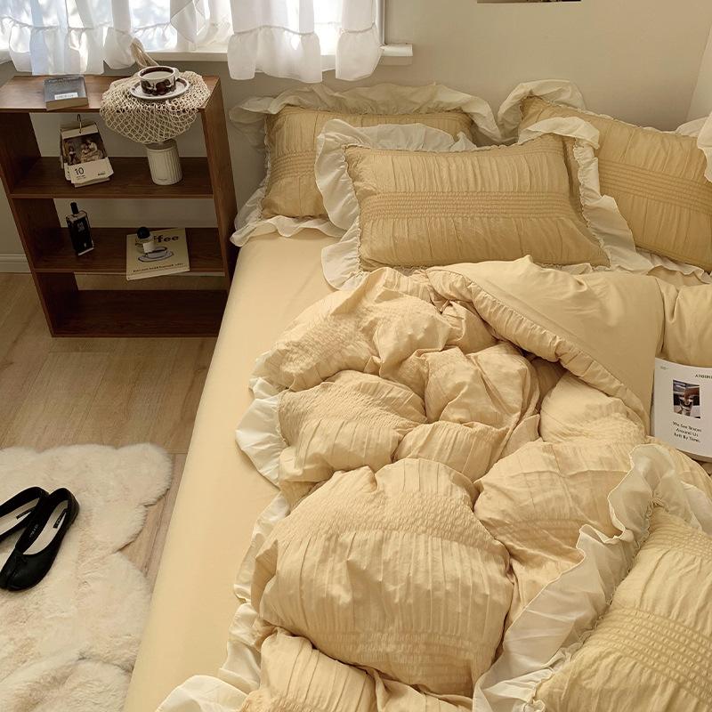 Rynx Princesscore Soft Ruffled Bedding Set